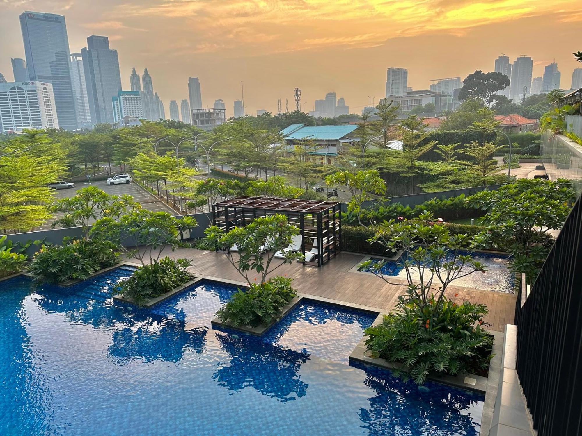 Unforgettable Nights Next To Ascott Sudirman -Min Stay 3 Nights- Yakarta Exterior foto